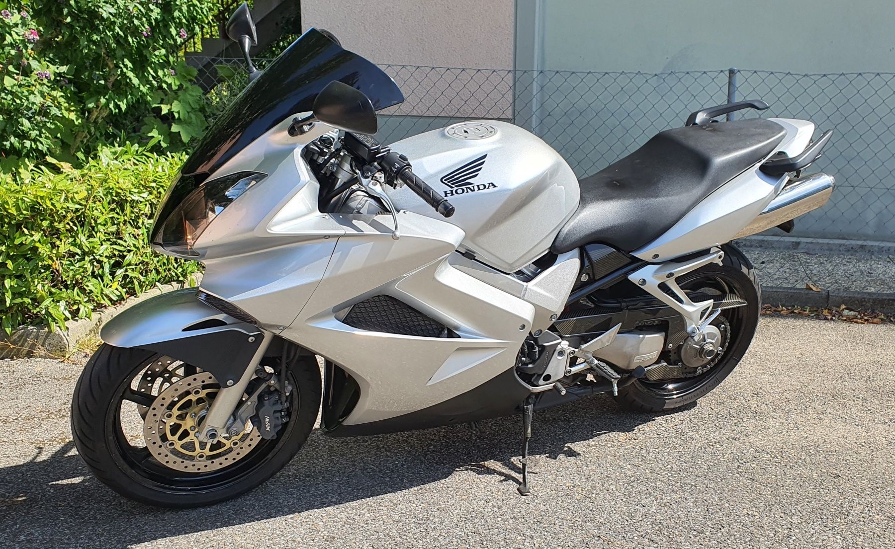 Honda Strada: Honda VFR 800 – Usato da Perly venduto da bas_m6xv