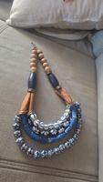 Anthropologie Statement Halskette blau weiss