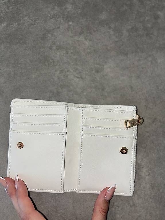 Stradivarius Portamonete: PORTE-MONNAIE STRADIVARIUS BLANC – Usato da Constantine venduto da san_nmr2 2