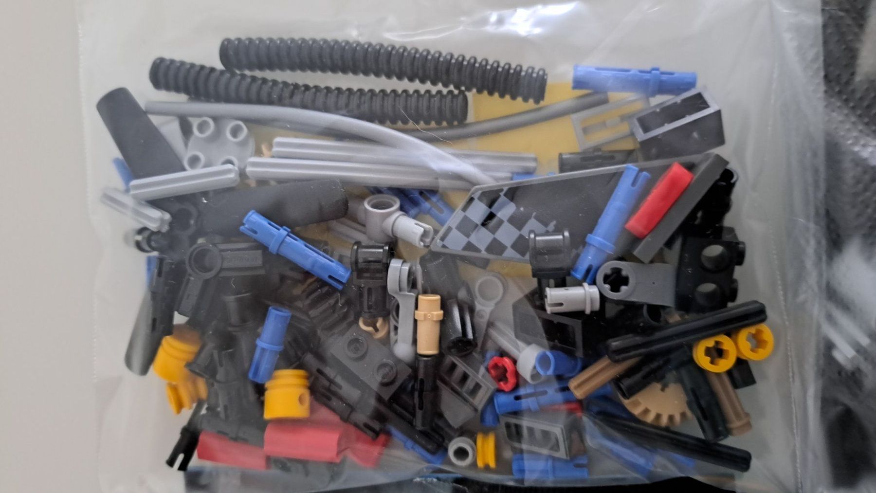 Lego Giocattoli: Lego Technik 42002 Luftkissenboot – Usato da Langendorf venduto da thesi246 1