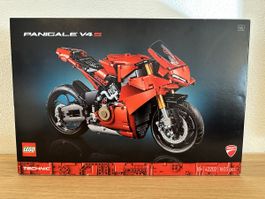LEGO Technic 42202 Ducati Panigale V4 S – Neu & originalverp