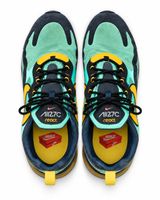 Scarpe Nike Air Max 270 React multicolore usate