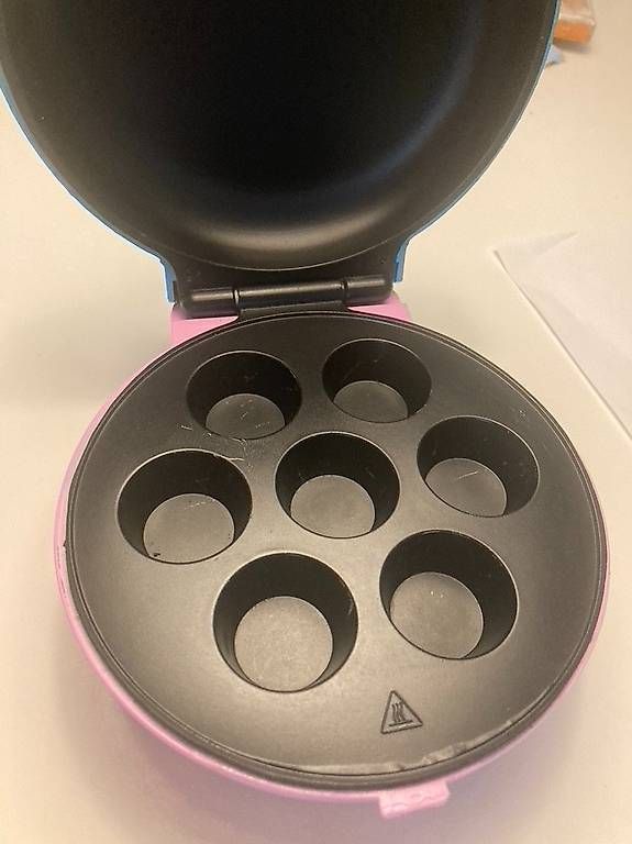 Teglie da forno: Cupcake Maker für Minicupcakes – Usato da Zürich venduto da ElineK 2
