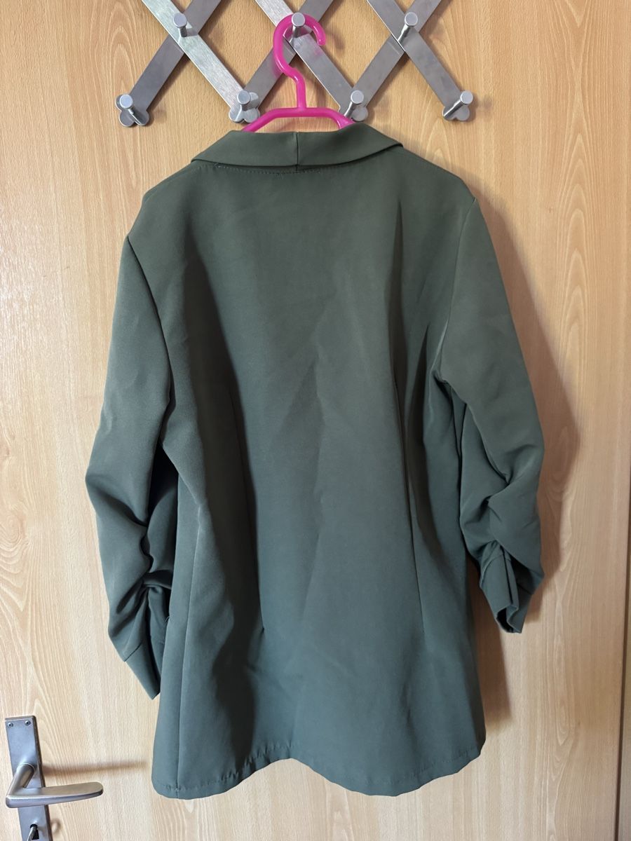 Jacken: Damen Blazer Olivgrün  – Gebraucht aus Ins von maximal_30CHF 4