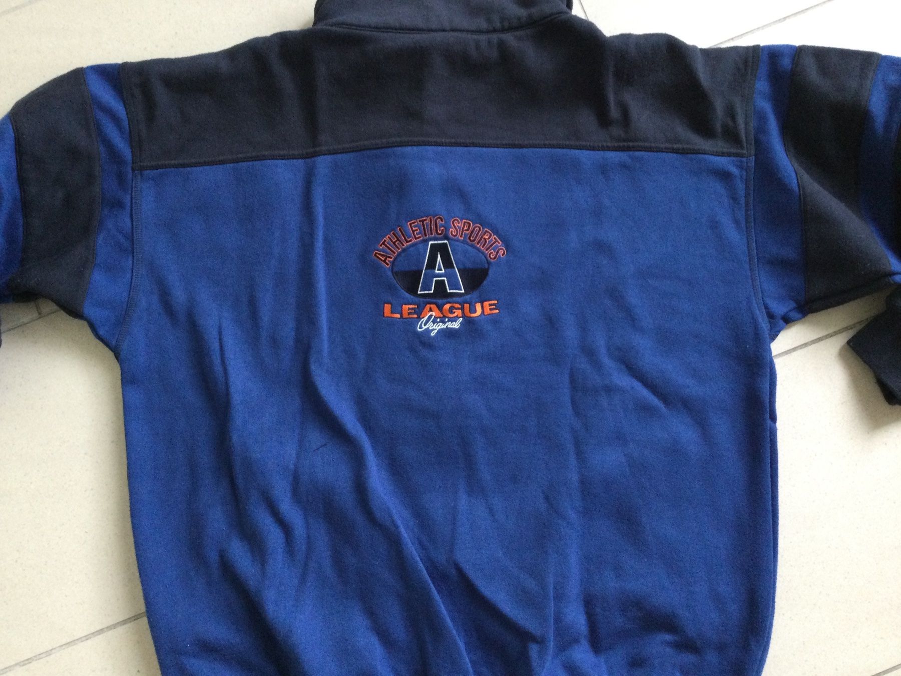 C&A Giacche: Freizeitjacke mit Reissverschluss plus Pullover in blau – Usato da Baar venduto da negombo 3