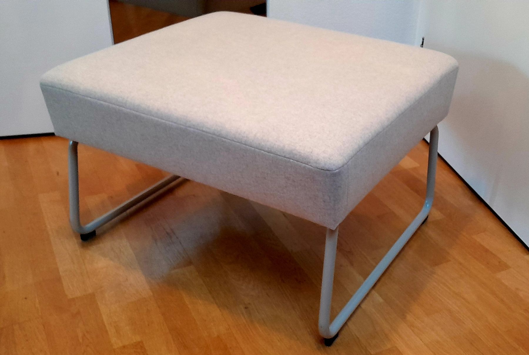 Sgabelli: Pouff beige – Usato da Zürich venduto da Janeway85