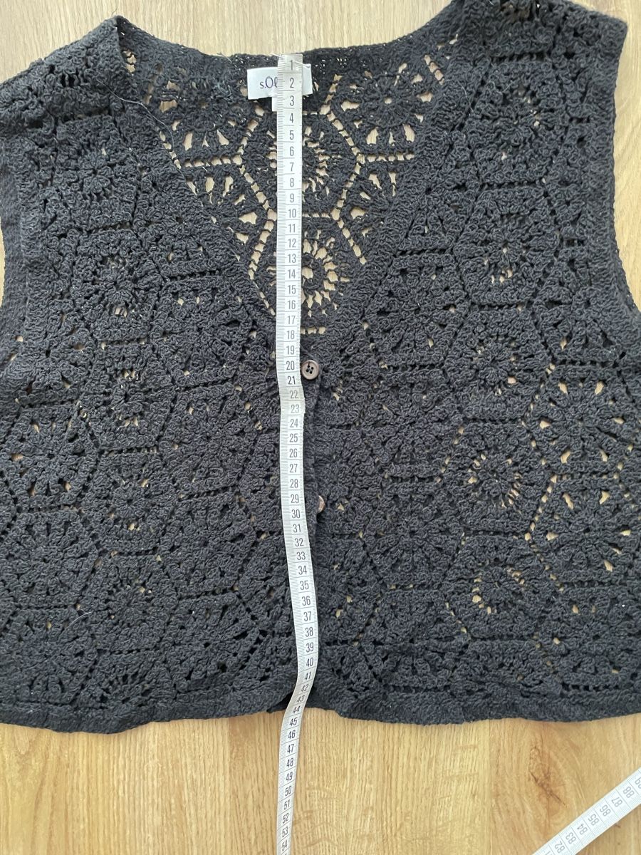 S.Oliver Gilets & Westen: S.Oliver Strickweste gehäkelt schwarz Grösse L  – Neu (gemäss Beschreibung) aus Kesswil von Sonnenblume0116 2