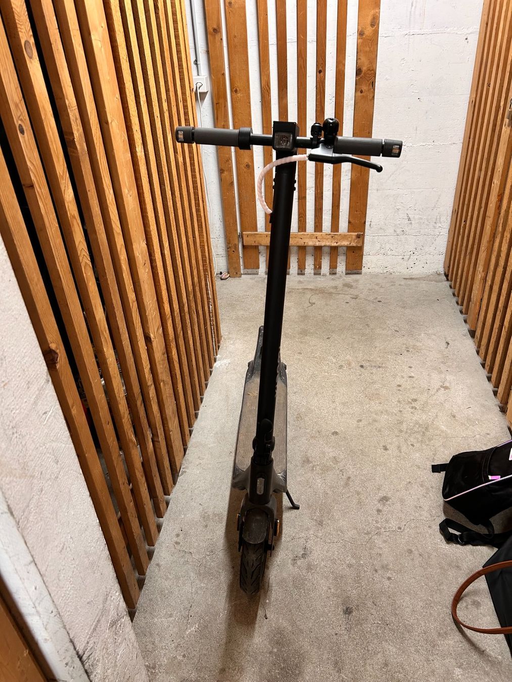 Xiaomi Kickboard: Xiaomi E-Scooter – D'occasion à Horgen par Sunshine_12399 6
