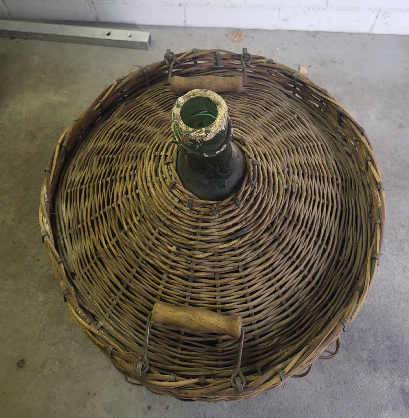 Zubehör: Ballonflasche Glasflasche mit Korbflechtung ca. 30L – Gebraucht aus Riniken von Melanie910 2