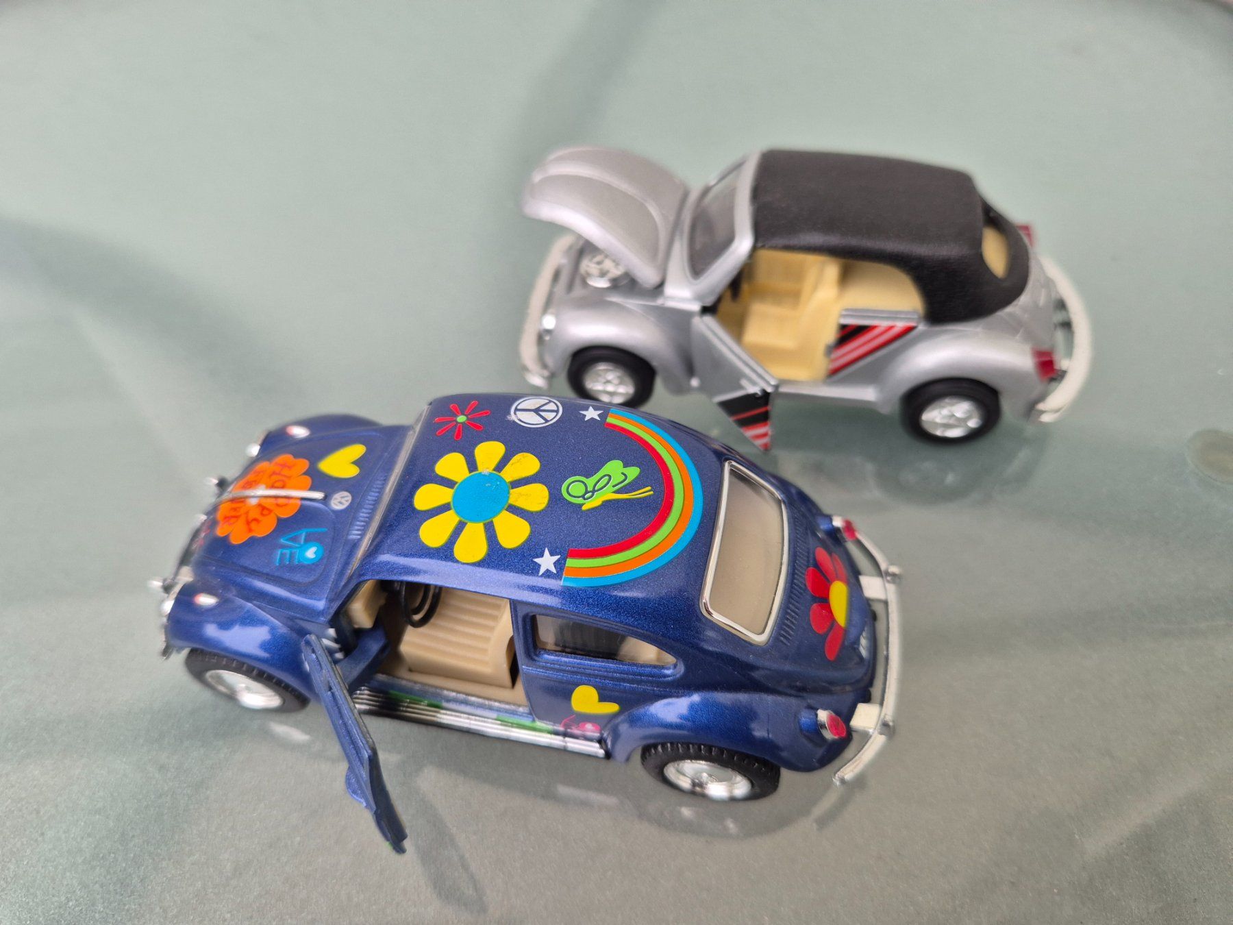 Volkswagen Voitures modèles: VW Käfer diverse – D'occasion à Oberbuchsiten par laffite54