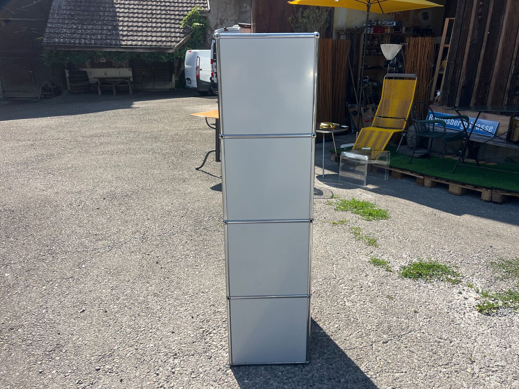 USM Scaffali: USM Haller Highboard - 4 Etagen Weiss – Usato da Otelfingen venduto da Yossi-68 8