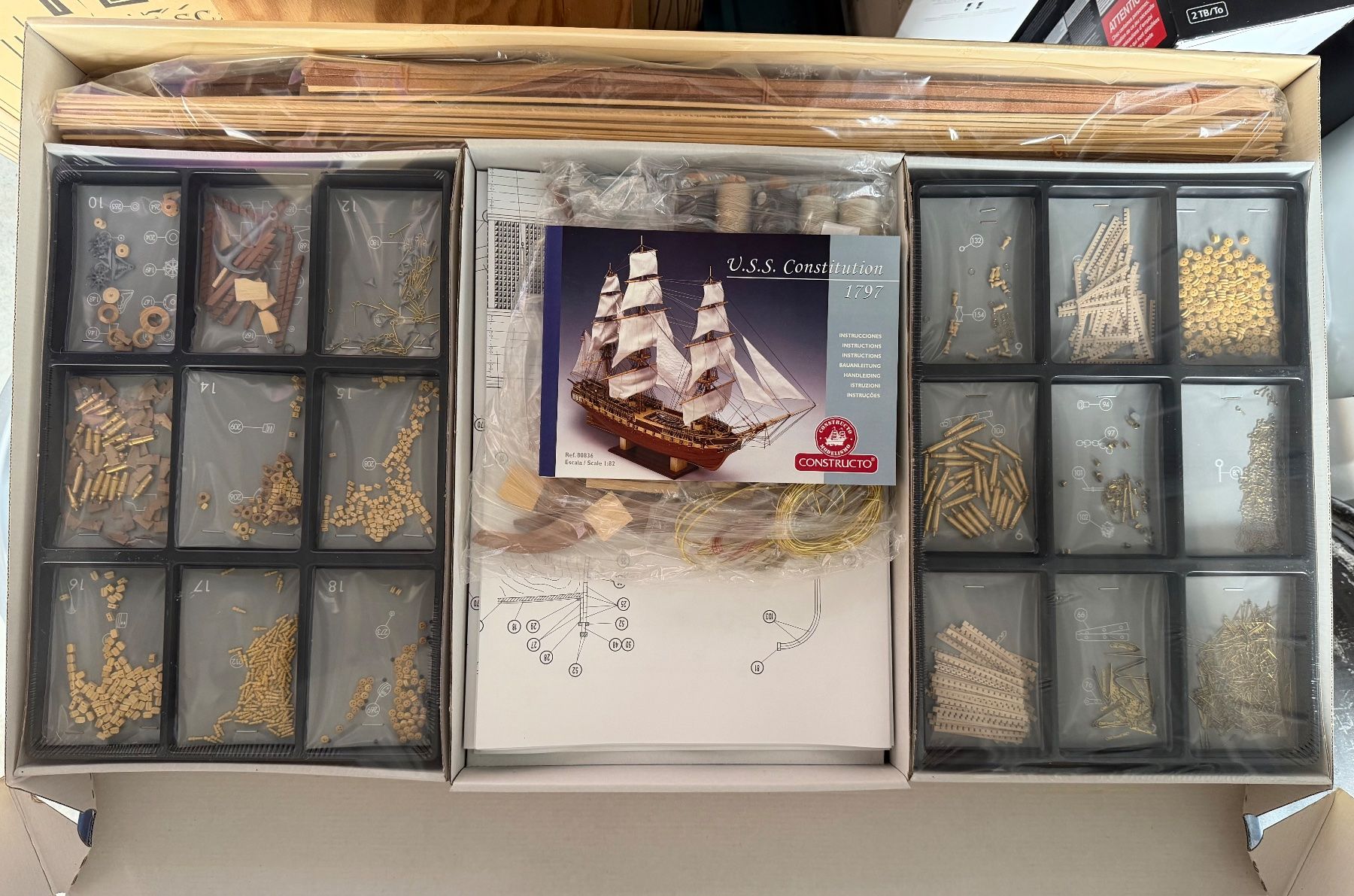 Kits de montage: USS Constitution Constructo – Neuf (Voir description) à Besencens par Toranaga75 1