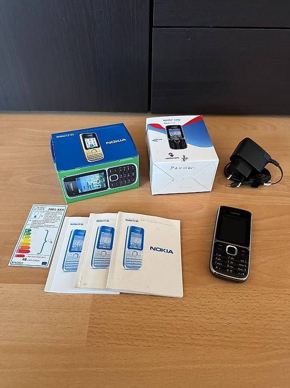 Nokia Portables: Nokia C2-01  Complet avec boîte et chargeur – D'occasion à Engollon par Winters91