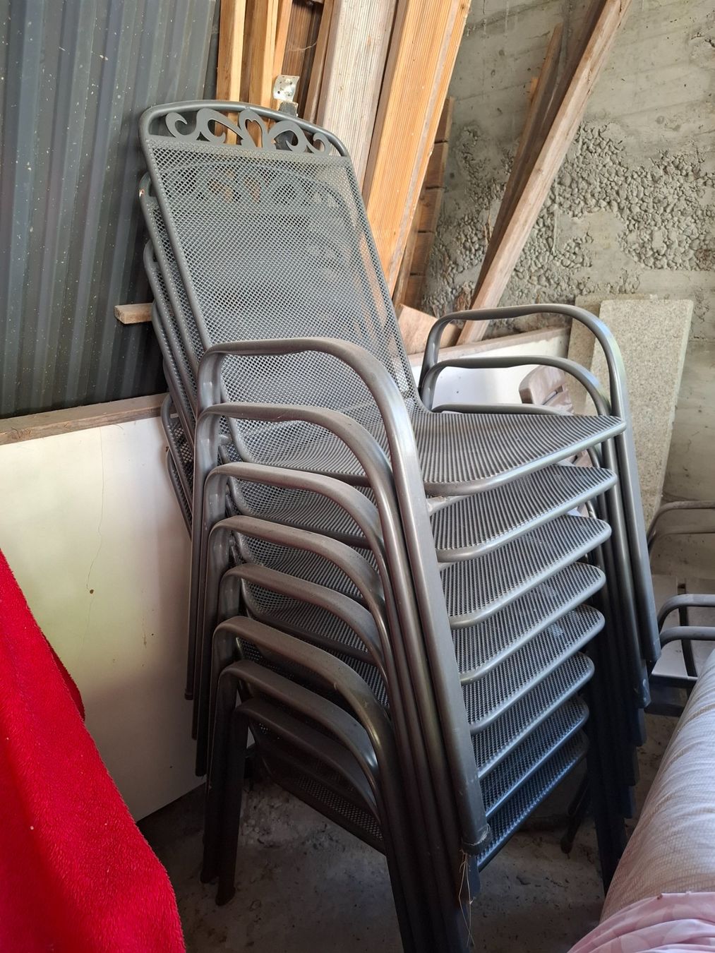 Set de table et chaises: Gartentisch und 8 Stühle – D'occasion à Holderbank SO par argokim 3