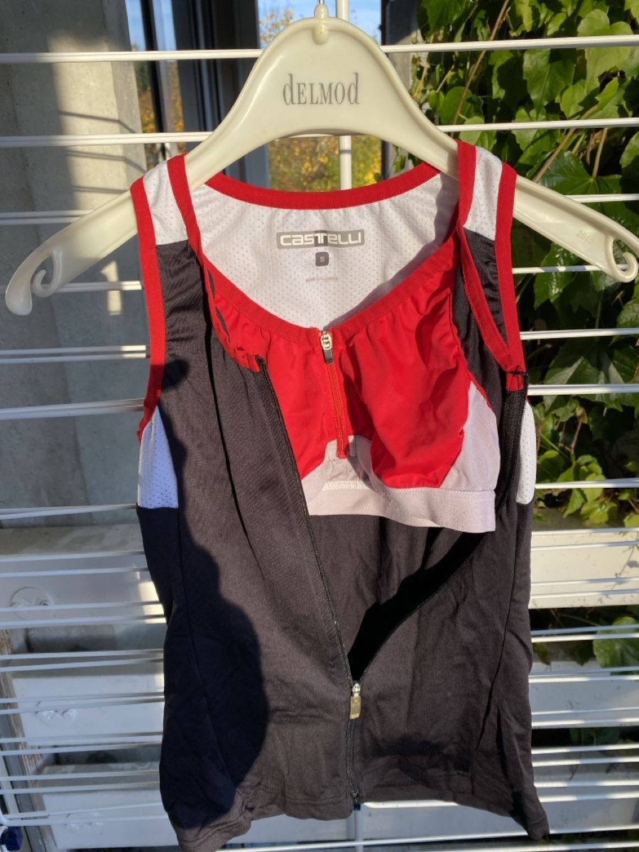 Castelli Canottiere & Pantaloni: Radtrikot Castelli ärmellos S – Nuovo (secondo la descrizione) da Burgdorf venduto da UTMV 2