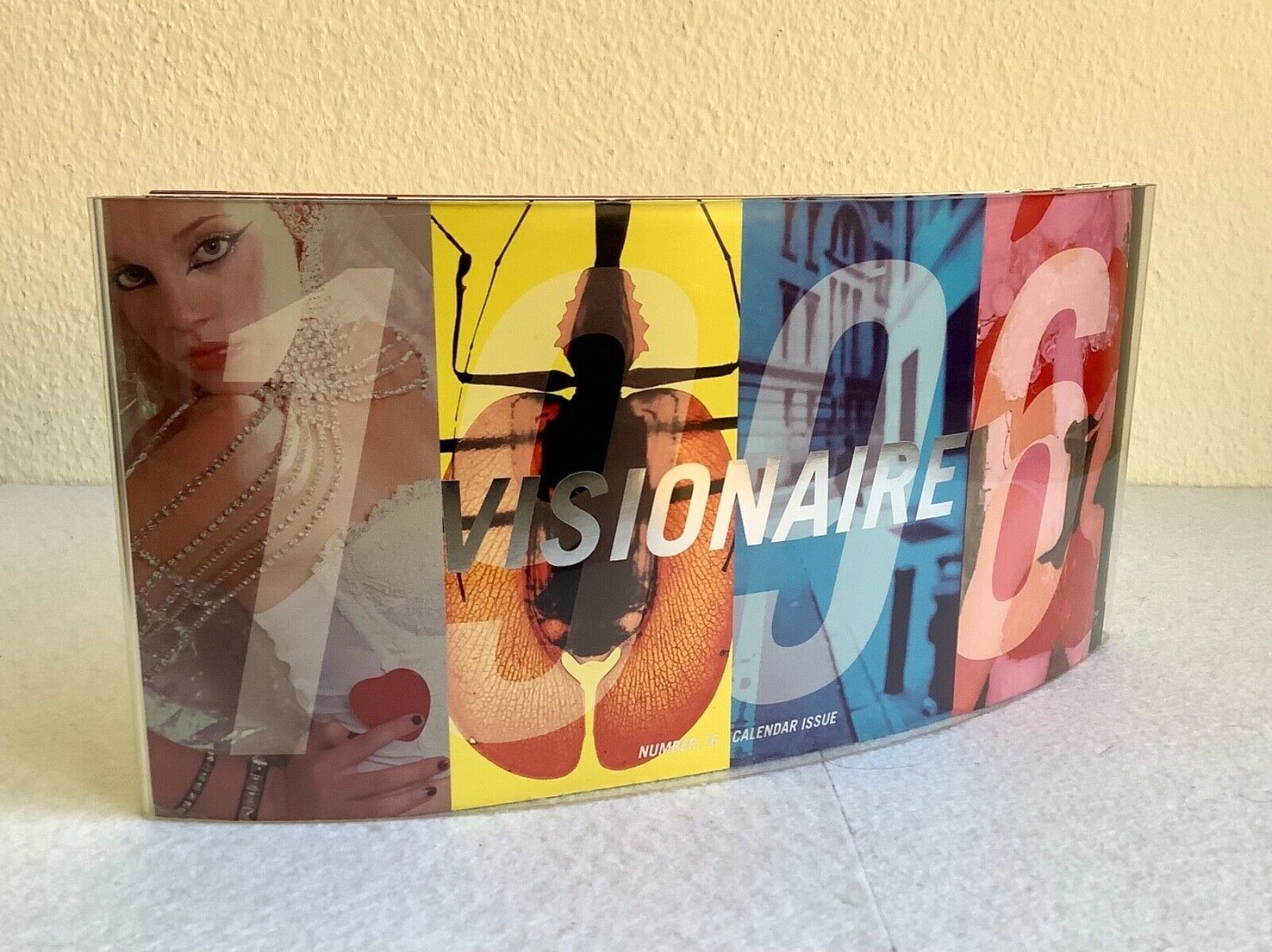 Revues & Magazines: Visionaire No.16 Calendar – Neuf (Voir description) à Pfungen par bayside01