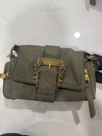 Versace Jeans Couture Tasche Khaki Gold Kette Sommer 2023!