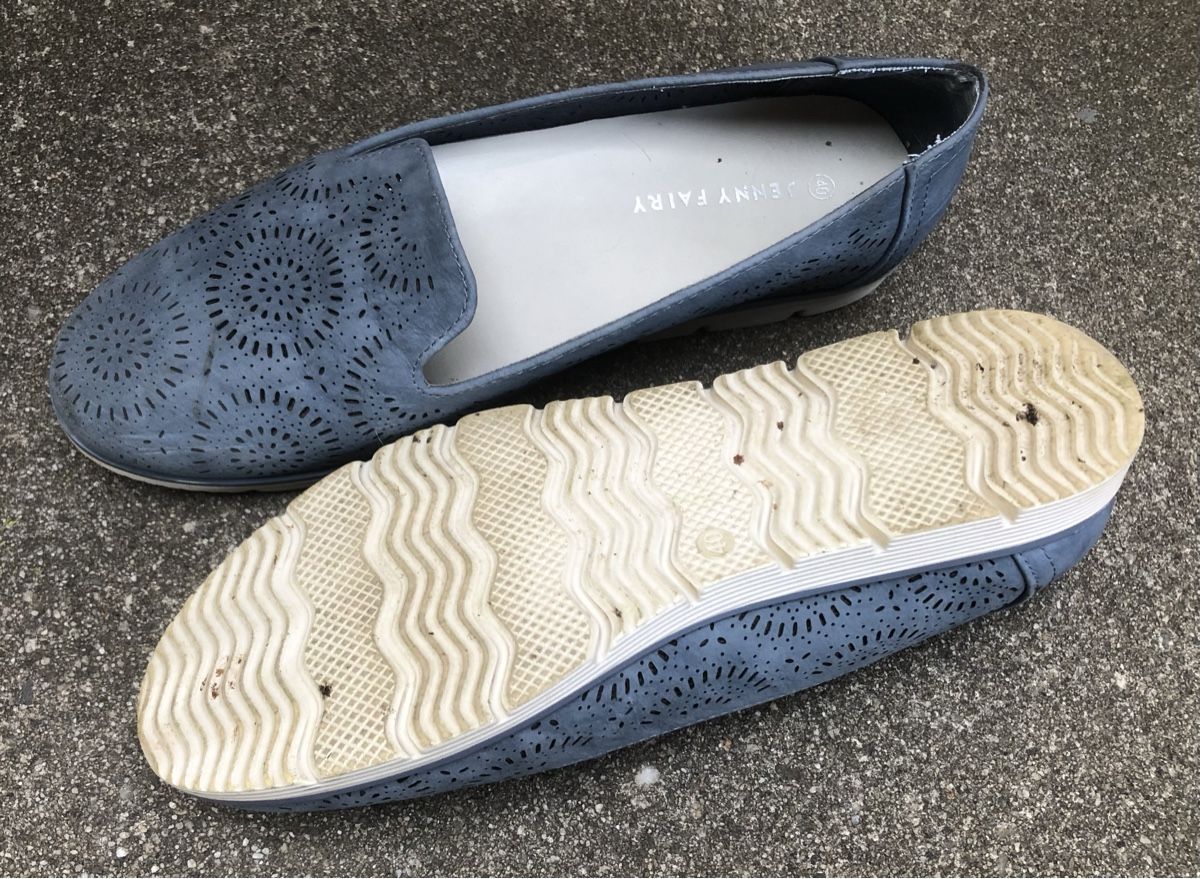 Scarpe da donna: HALBSCHUHE hellblau, Gr.40, Jenny Fairy – Usato da Mühlebach (Goms) venduto da chr_q6d8 3