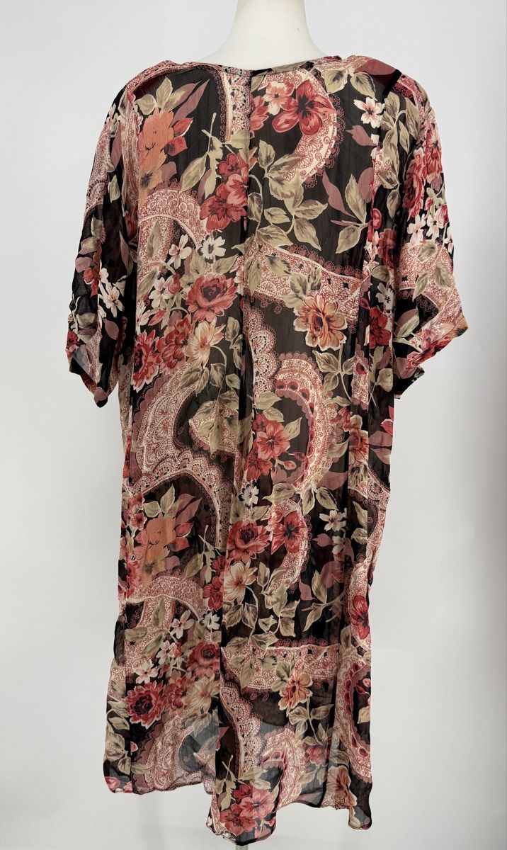 Robes: Kleid mit Blumenmuster Gr. 50/52 – D'occasion à Auenstein par moin. 2
