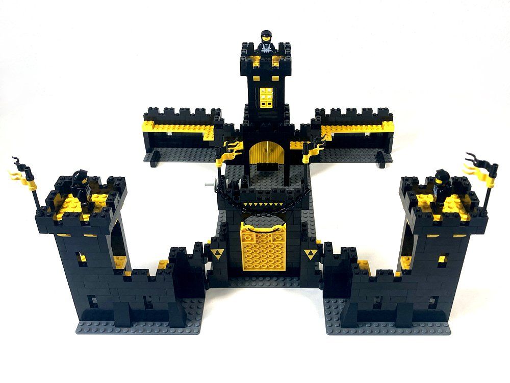 Lego Kit di costruzioni: Lego® Castle 375 "Blacktron Version" – Usato da Weesen venduto da zuse_z3 2