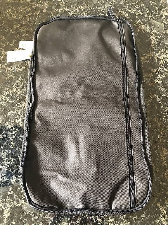 Zaini: Rucksack für tragbare Infusion. – Usato da Wohlen AG venduto da Botaurus 4