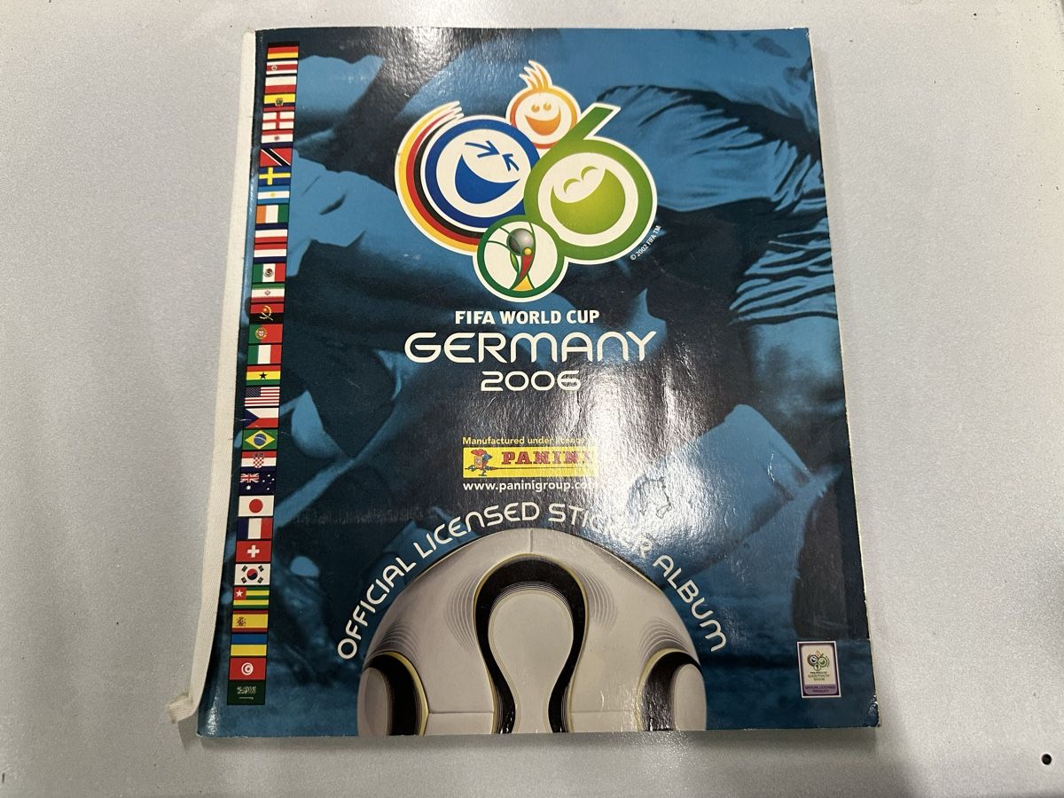 Panini Album: Panini WM 2006 Sticker Album – Usato da Chur venduto da Sim7000