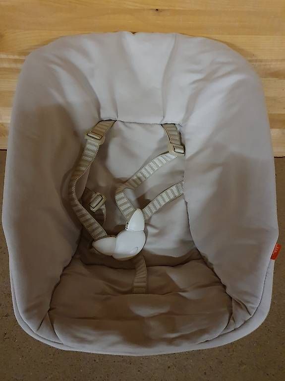 Seggioloni: Tripp Trapp Newborn Set – Usato da Felben-Wellhausen venduto da Eli-Air