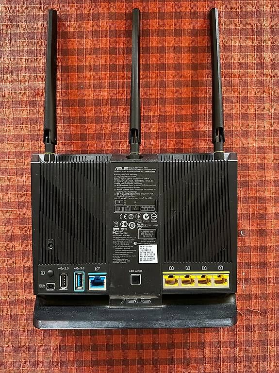 Asus Modem & Router: Router: Asus RT-AC68U – Usato da Meilen venduto da gui_h8wc 1