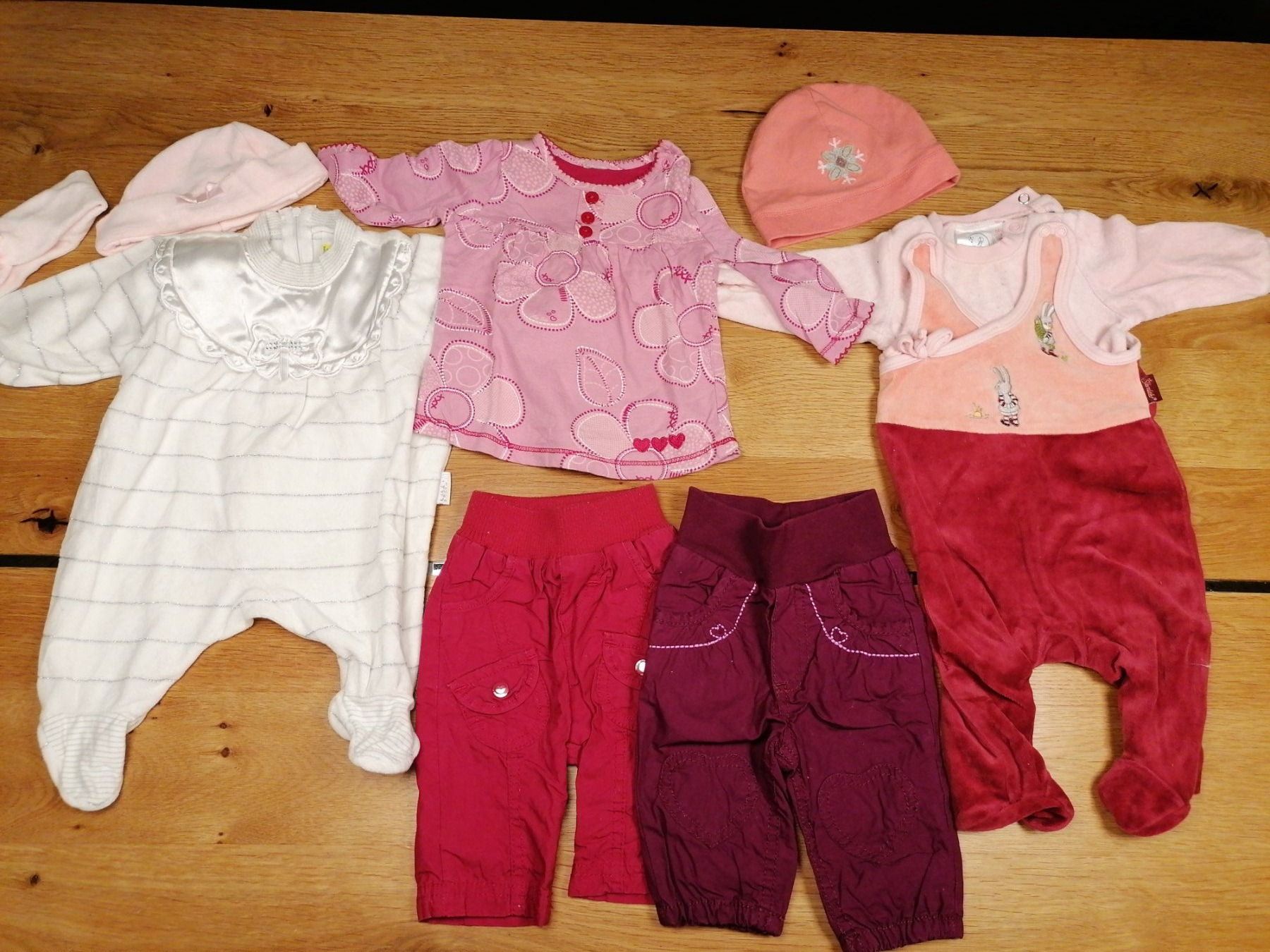 Lotti & Set di vestiti: Mädchen 56 Babykleider – Usato da Mauren venduto da juma0001