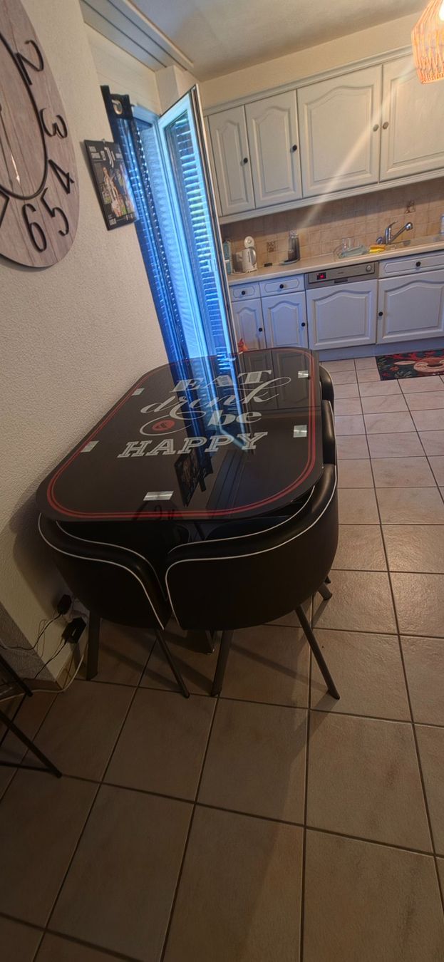 Conforama Tavoli: Table en verre – Usato da Sonceboz-Sombeval venduto da ser_7cxw