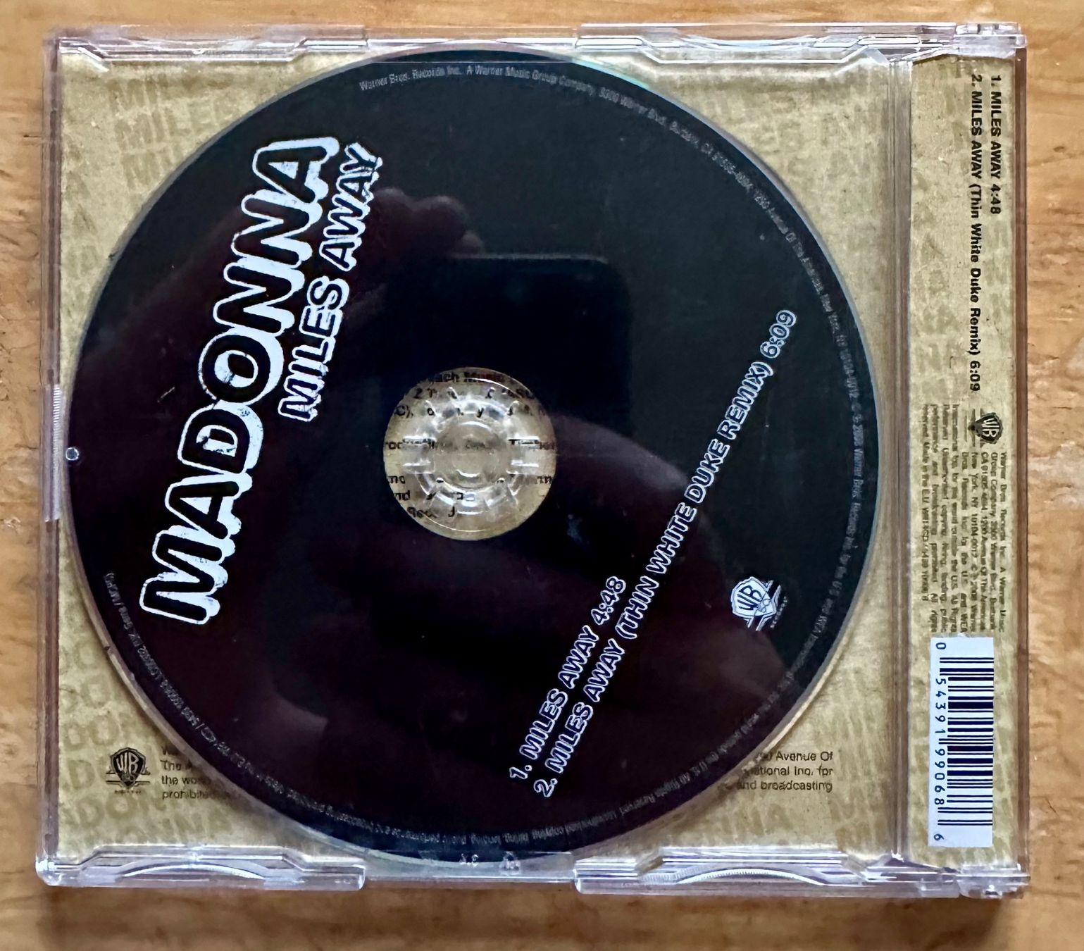 CD: Madonna Miles Away CD Single – Usato da Lausanne venduto da davzic 1