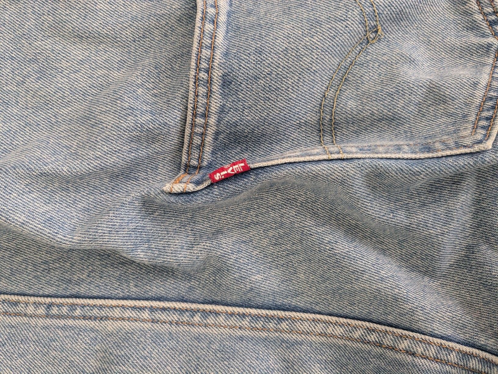 Levi's Jeans: Levis Dungarees – D'occasion à Lenzerheide/Lai par dgi_wj6p 8