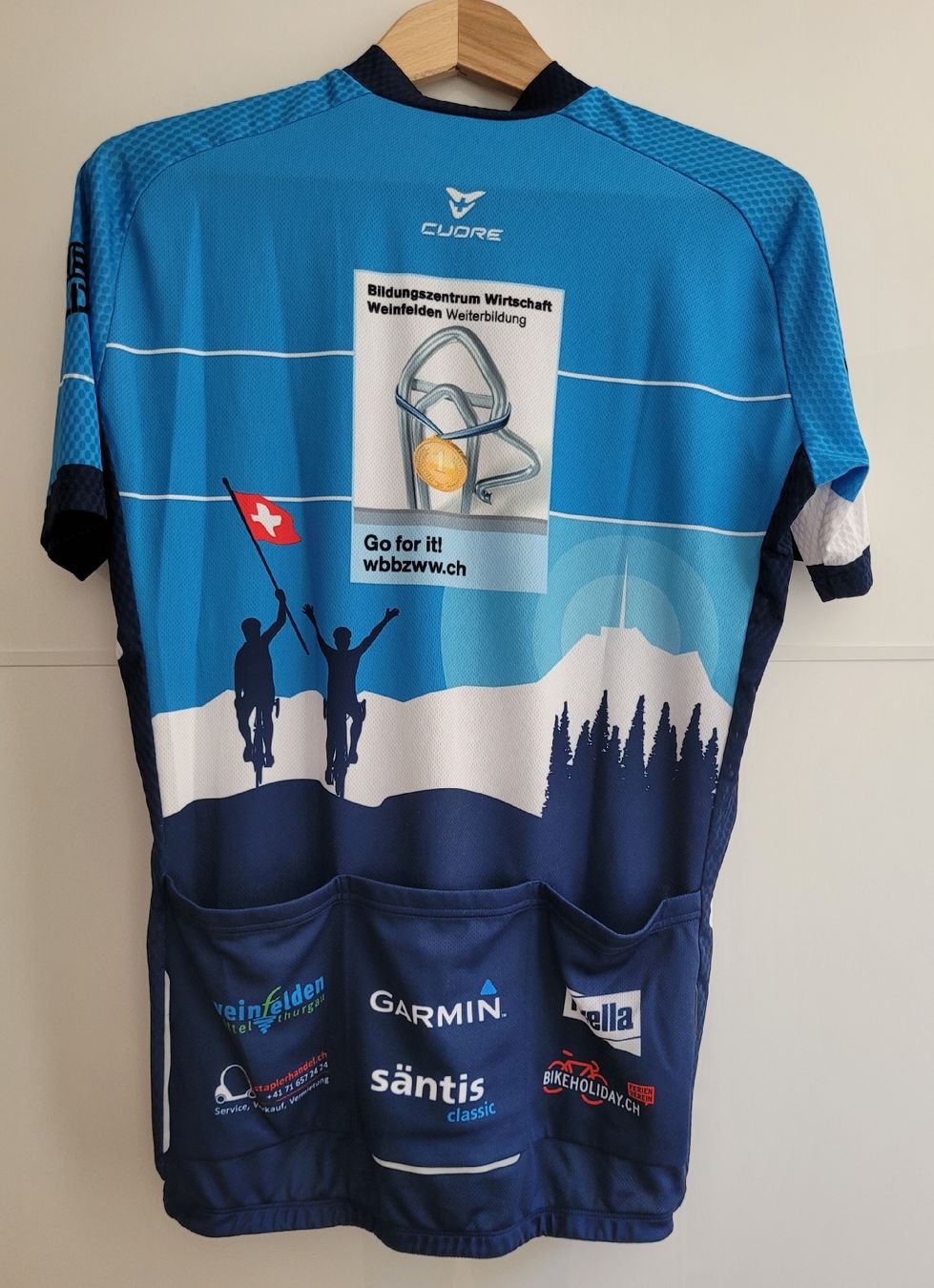 Maillots de corps & Pantalons: Rad-Trikot "Säntis Classic", Grösse L – D'occasion à Flims Waldhaus par cil_6n8t 1