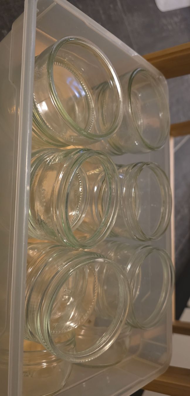 Verres: Used Glass Jars with Plastic Container – D'occasion à Muri b. Bern par wan_h55r