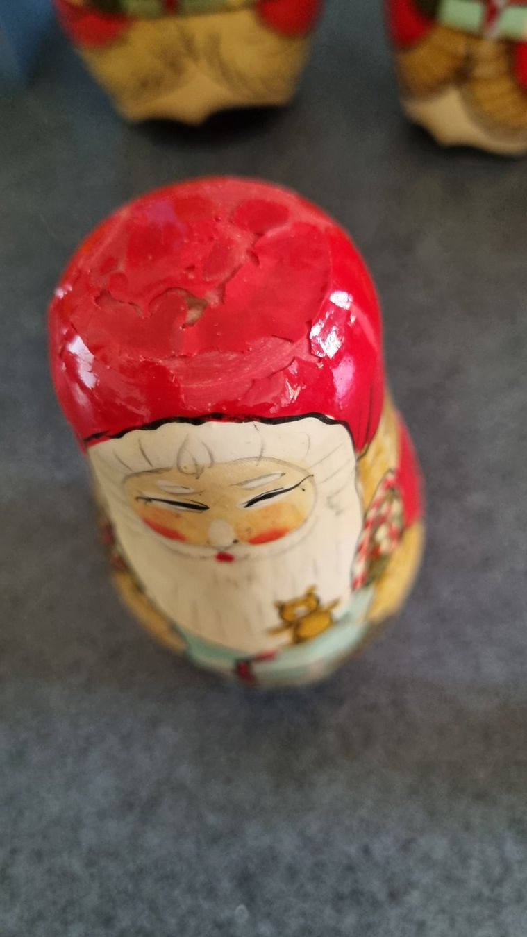 Statuette: 1 poupée russe Père Noel de 6 pièces – Usato da La Chaux-de-Fonds venduto da mikilo1 2