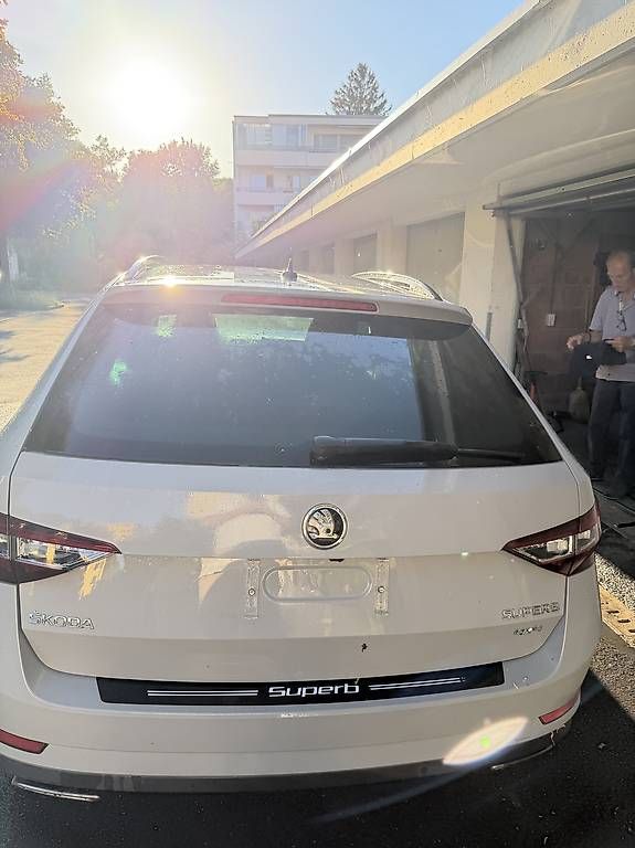 Automobili: Skoda Superb 2.0 TSI Sportline – Usato da Bad Ragaz venduto da Nikis_Markt 1