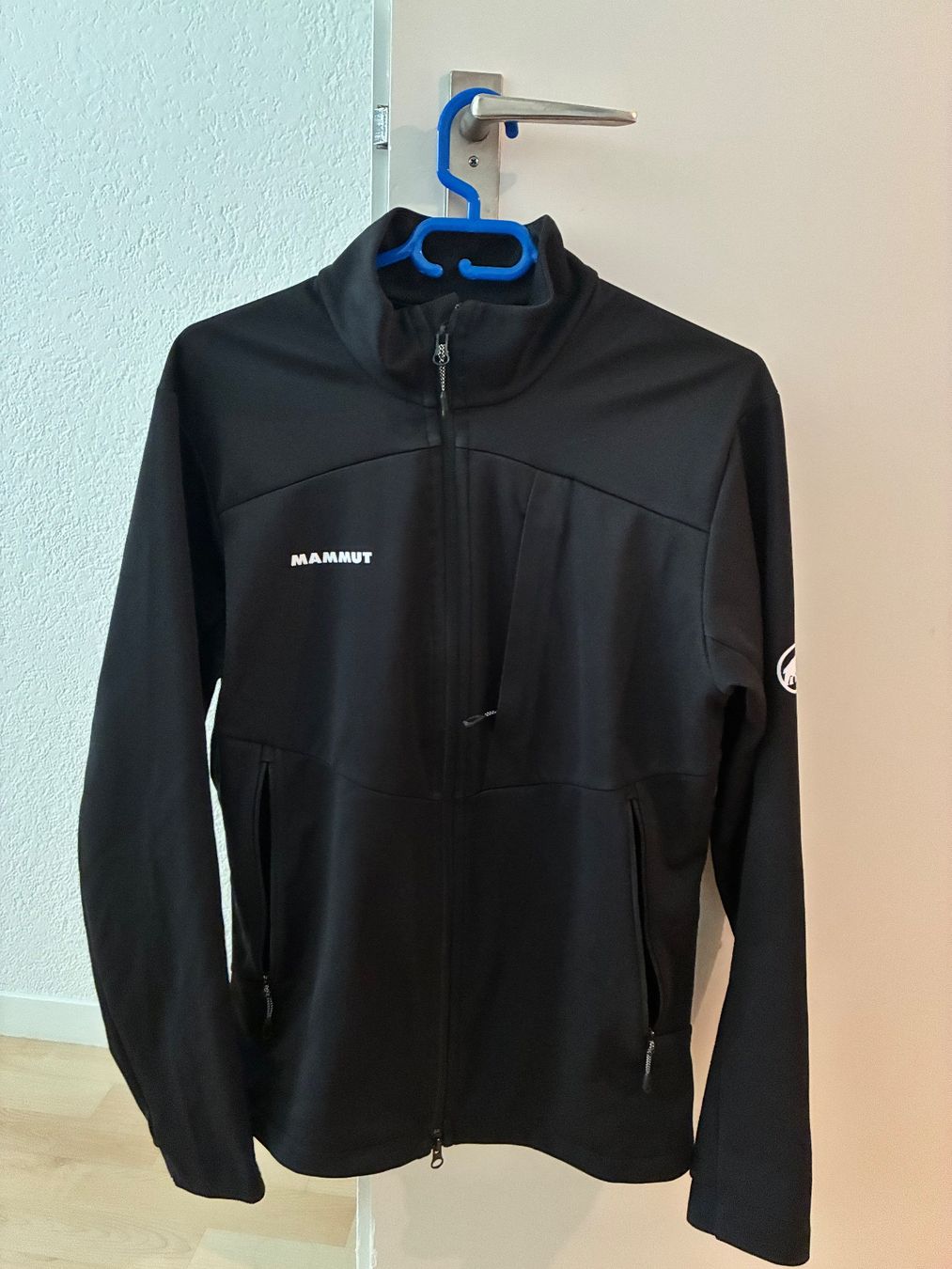 Mammut Jacken: Mammut Softshell Jacke – Gebraucht aus Kriens von adr_bbp8