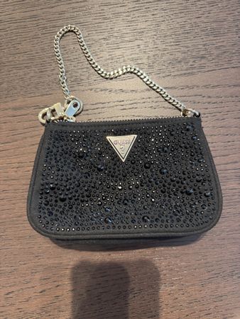Guess Tasche mit Glitzer schwarz