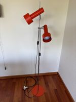 wunderschöne Design Standleuchte Stralux? orange 1970s 150cm