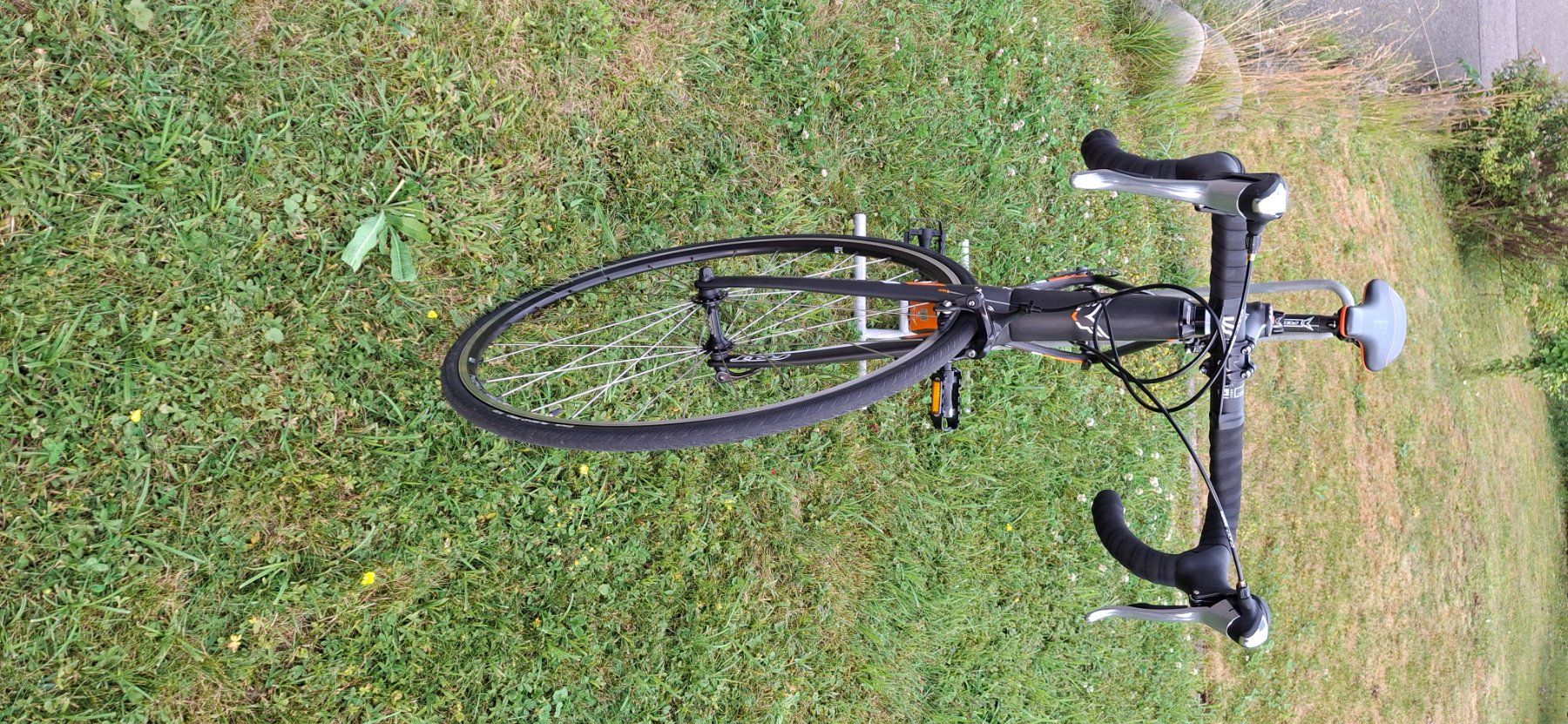 Felt Biciclette: Rennvelo Felt Carbon Neuwertig – Nuovo (secondo la descrizione) da Kyburg venduto da JBMNT2020 2