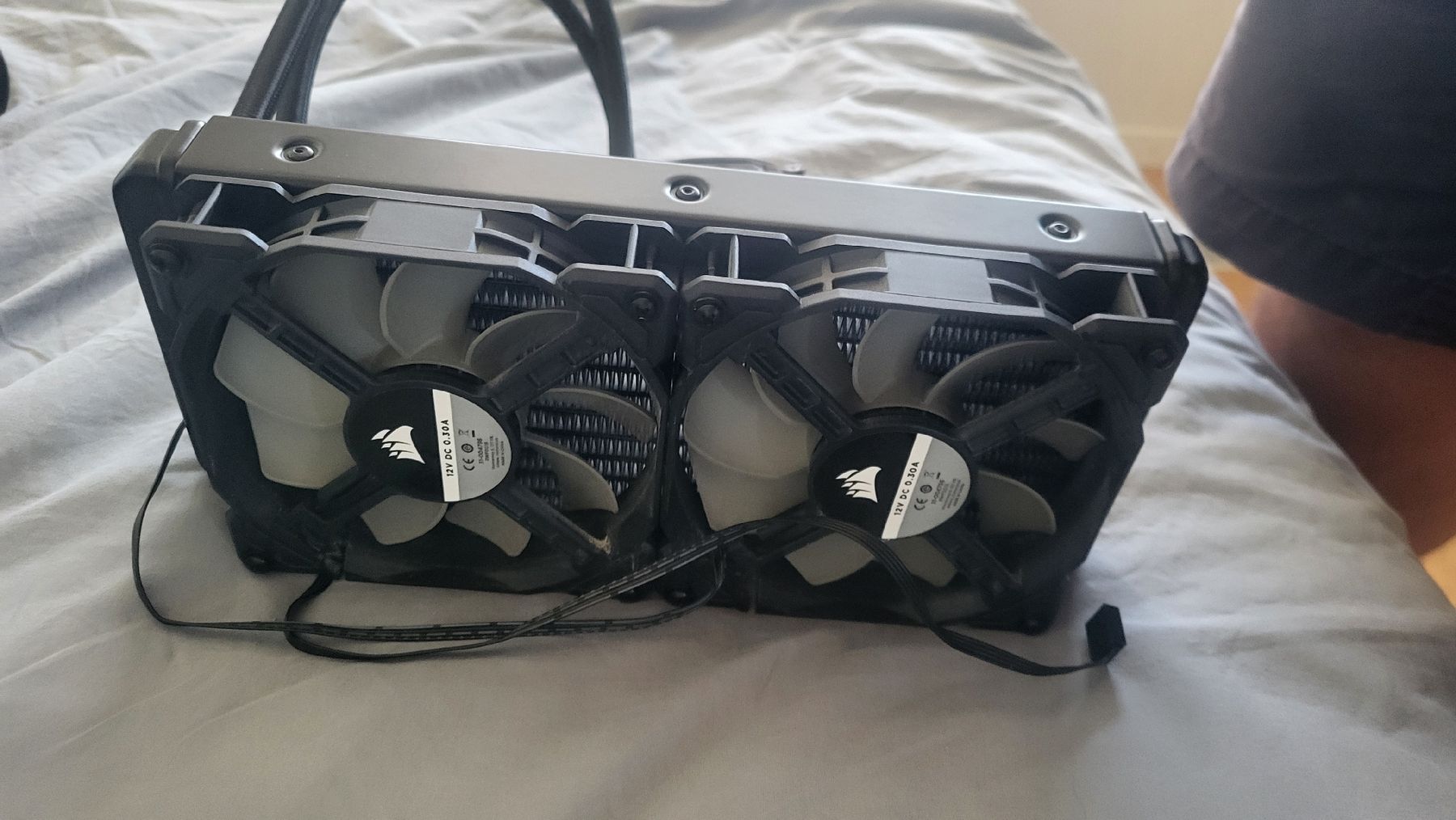 Corsair PC: Cordair 240mm AIO – Usato da Lausanne venduto da Swiss_Rail 1