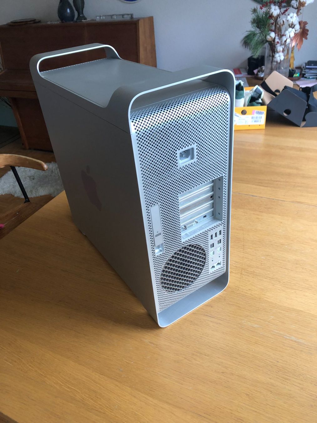 Apple PC: MAC PRO 5,1 - 8 CORE, 2x2.26 GHz – Usato da Küsnacht ZH venduto da joh_5qrt 1