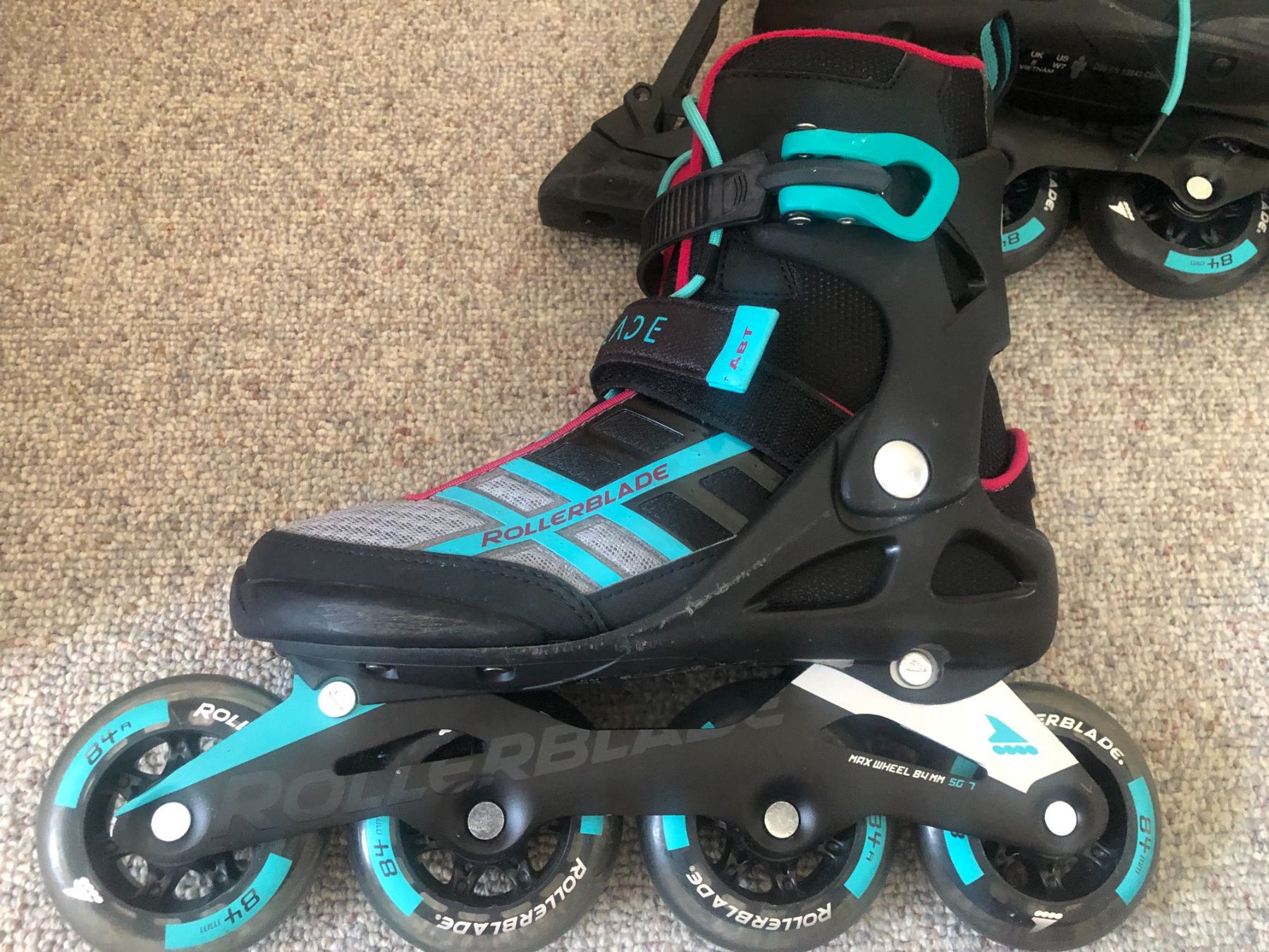 Patins à roul. & inline: Macroblade 84 ABT Damen Rollerblade Gr. 38 – D'occasion à Bassersdorf par sammelfloh 8