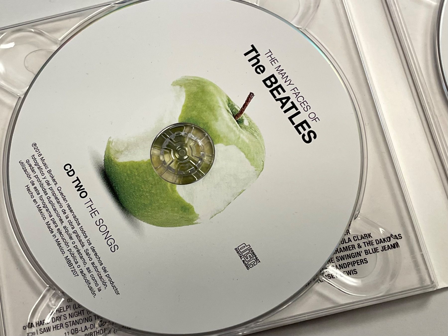 CD: The Many Faces Of The Beatles – Usato da Muri b. Bern venduto da AdidasCollector 6