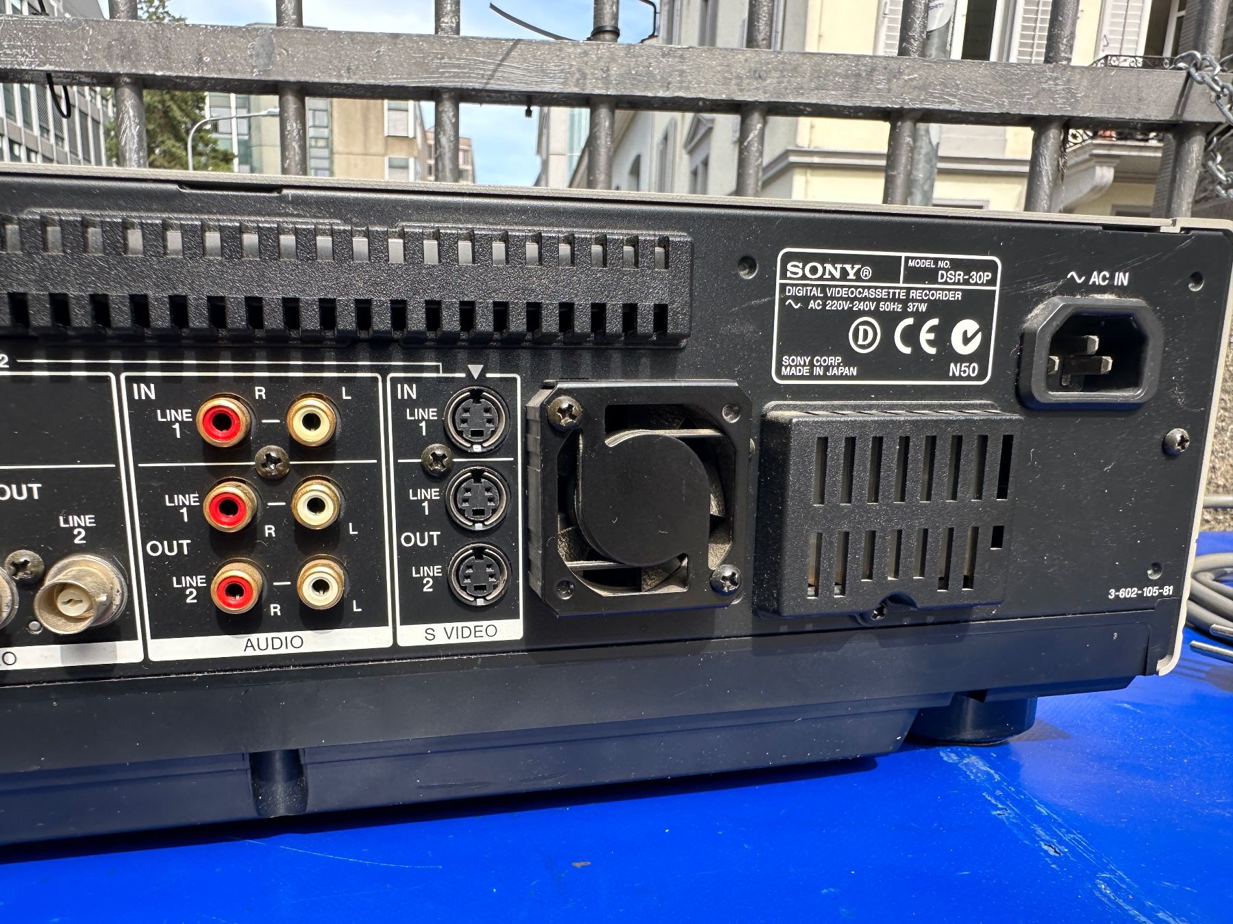 Sony Aufnahmegeräte: Sony DSR-30P digital Videcassette Recorder – Gebraucht aus Zürich von atlantis77 5
