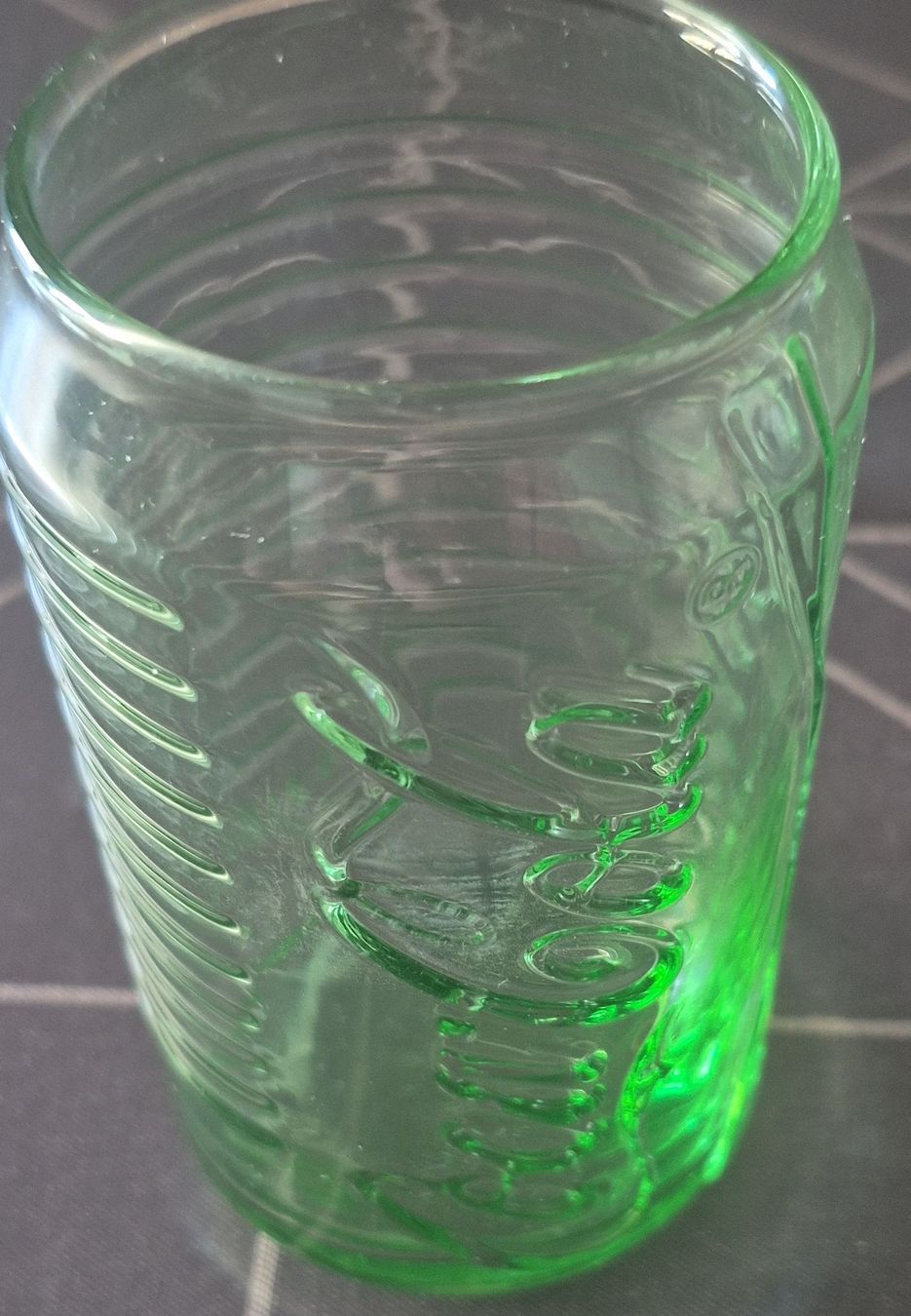 Gläser: Coca Cola Glas grün – Gebraucht aus Weier im Emmental von Maesi94