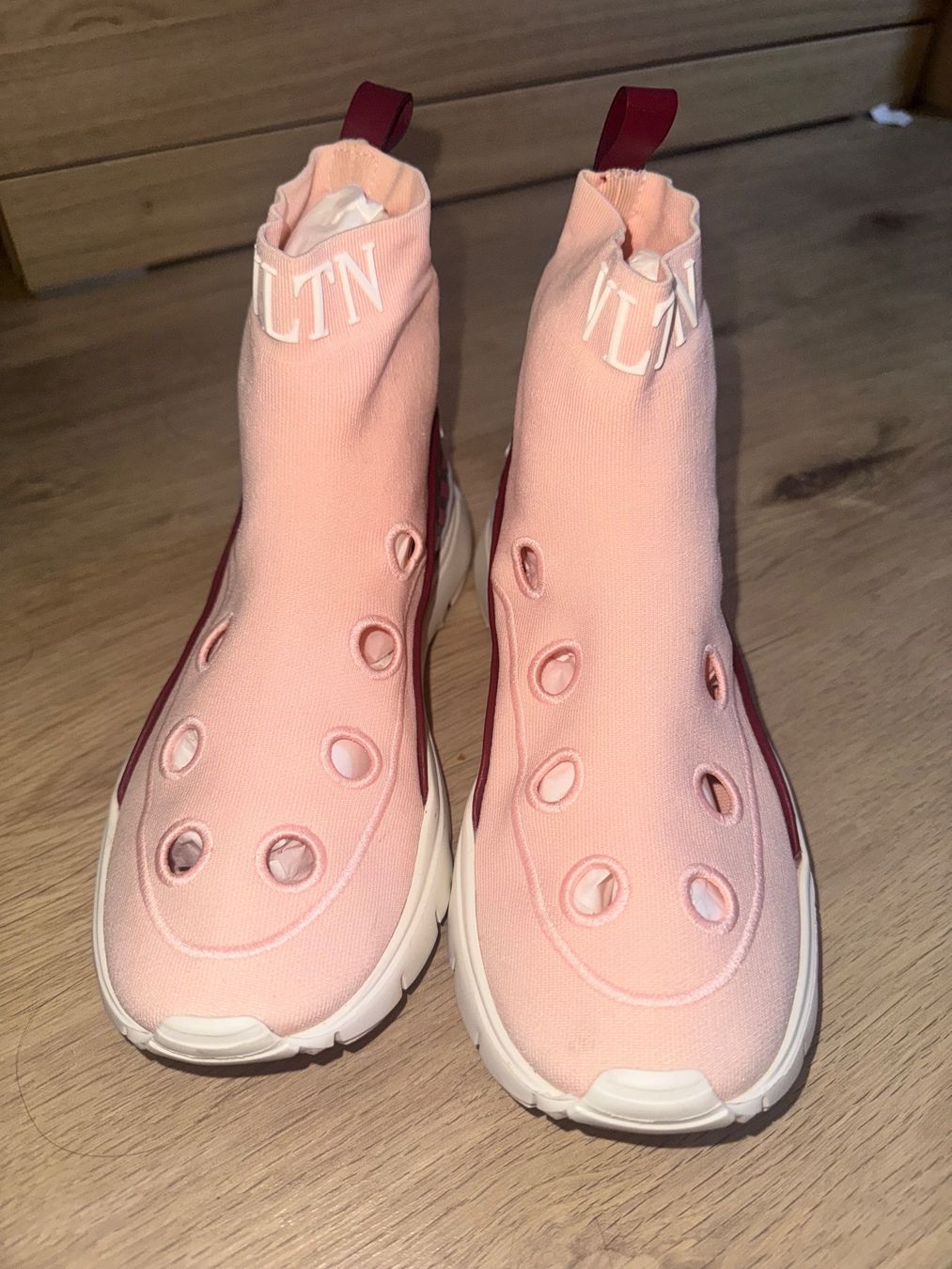 Valentino Damenschuhe: Valentino Garavani Pink Sneaker Boot – Gebraucht aus Zürich von Syali_299 2