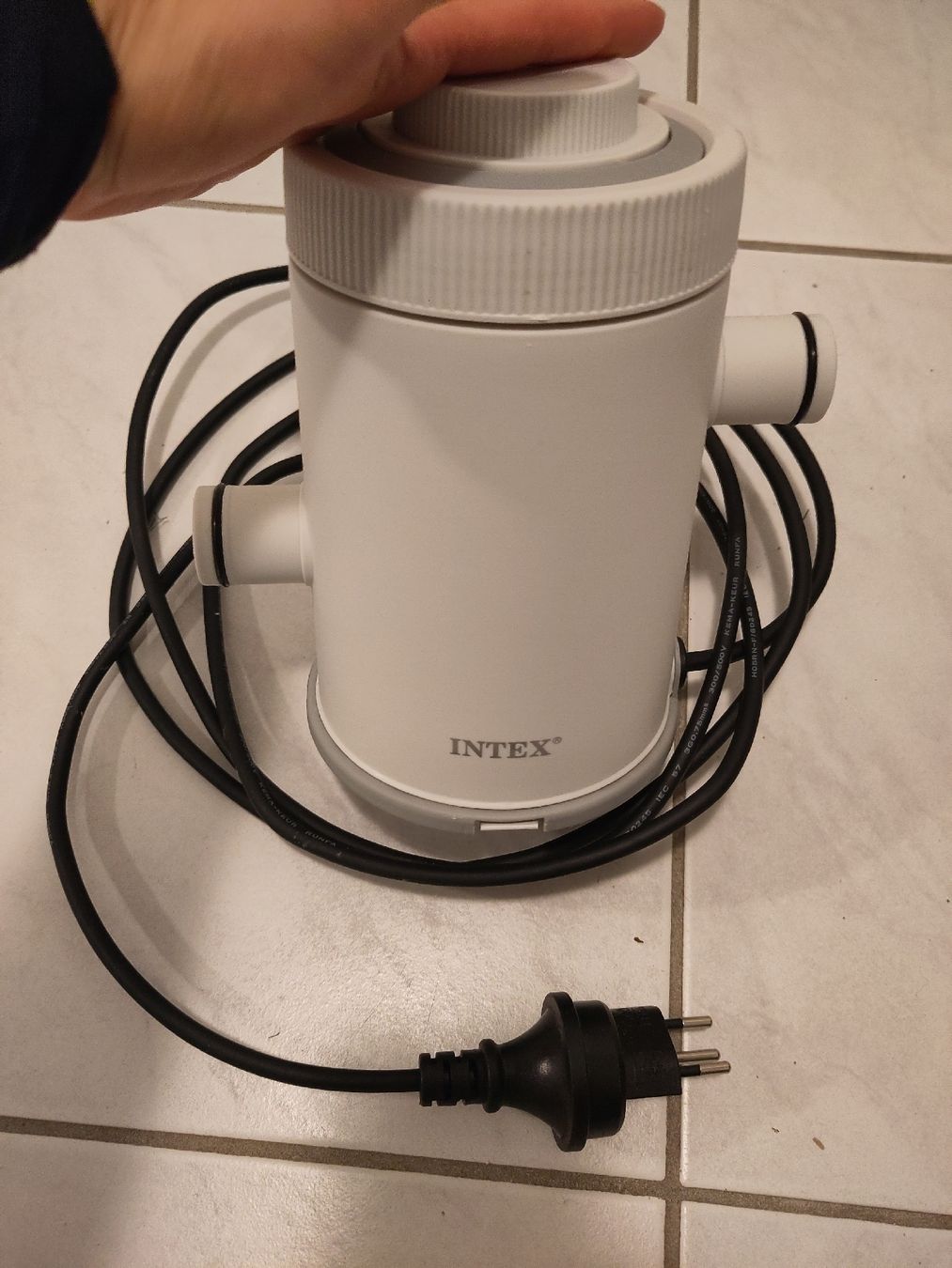 Intex Accessoires de piscine: intex Crystal clear C330, Poolpumpe – D'occasion à Dettighofen Lengw. par mai_75wt 6