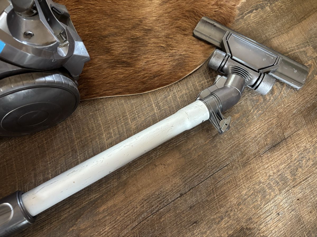 Dyson Aspirateurs & Accessoires: Aspirateur Dyson dc19  – D'occasion à Mézières VD par P-M-C 2