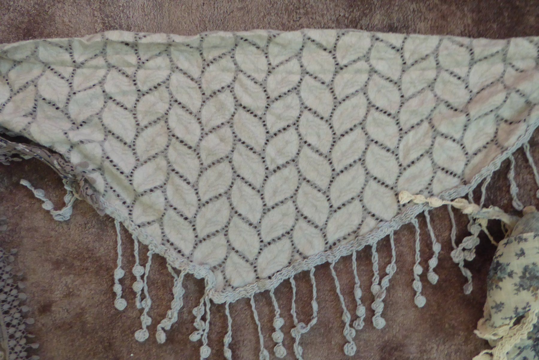 Foulard & Sciarpe: 4 Romantische Schal – Usato da Sargans venduto da Benziner 4